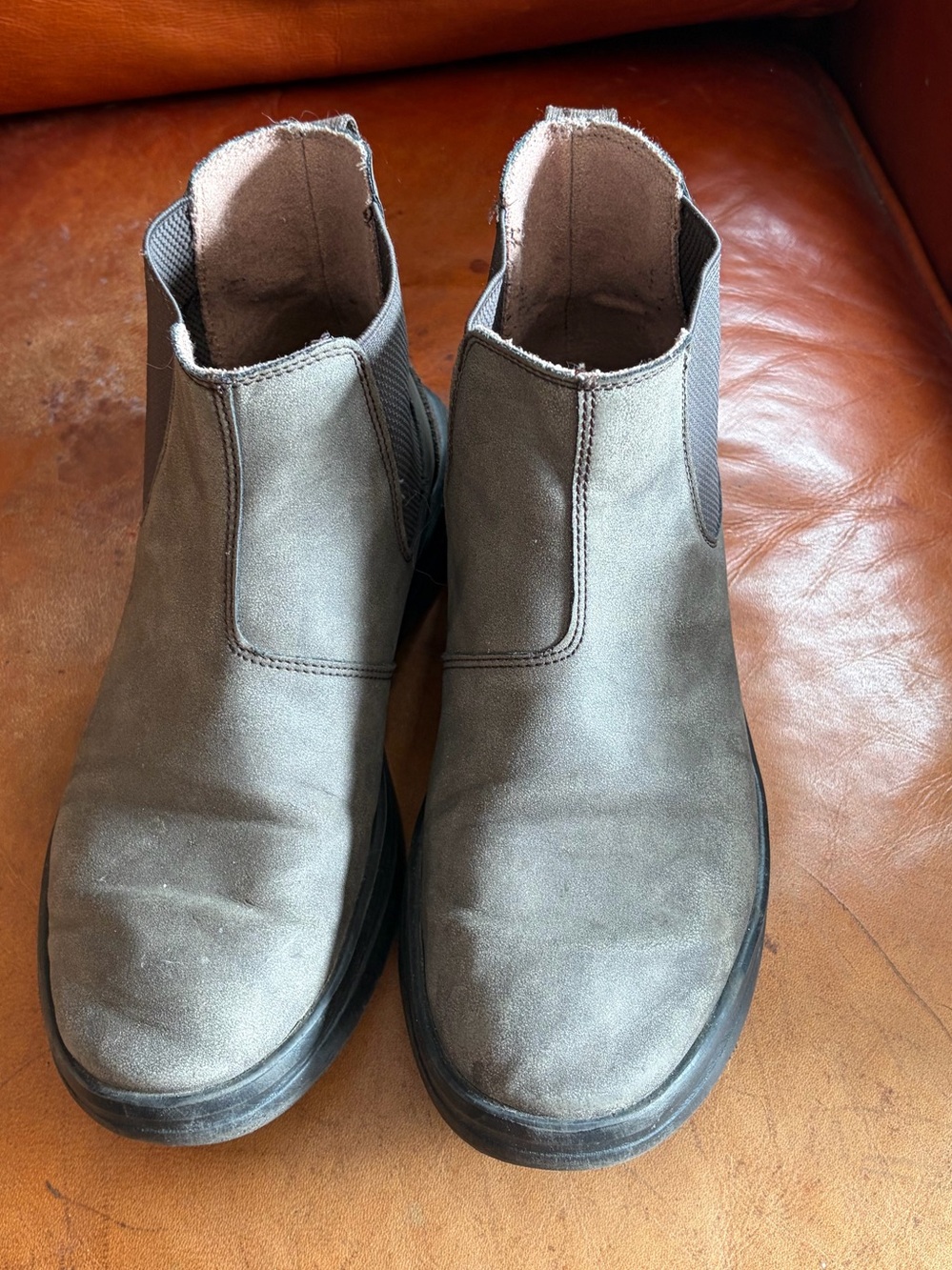 Hey Dude Women's Chelsea Ankle Boots in Olive